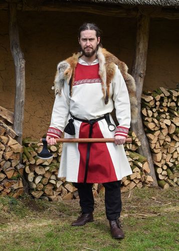 HALVOR - Medeltid Viking tunika & broderi.