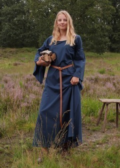 BURGA  medeltida underklänning, cotton blå