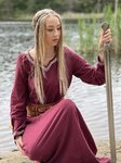 BRIGID - Vikinga kjole, rød bomuld, broderi