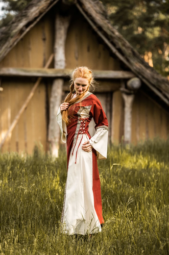 SOPHIE, medeltidsklänningen, bomull red-naturvid