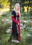 ELEONOR, medeltida klänning, bumoll svart / röd